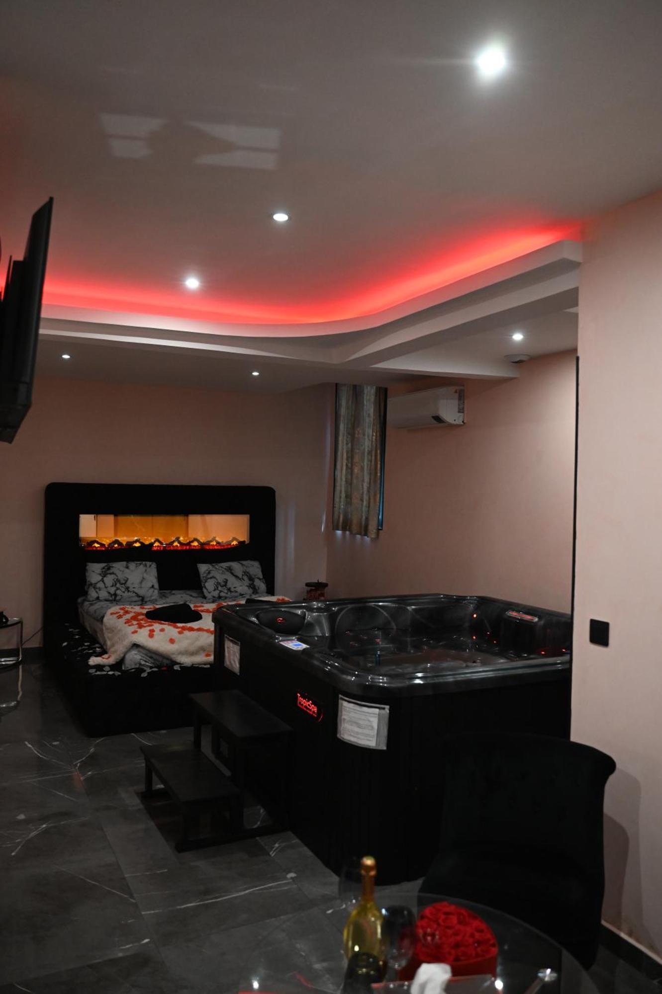 Love Time Marselha Exterior foto